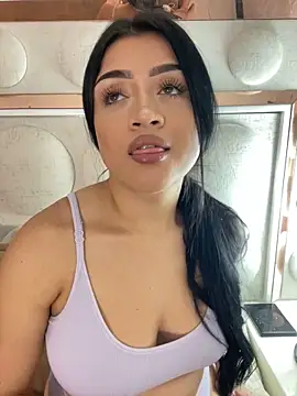 lucianaroy online show from 02.28.25