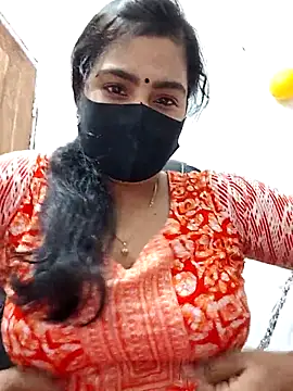 Ritusri Dotta online show from 02.18.25