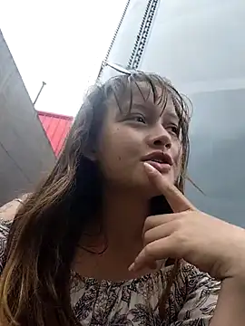 lucyy06 online show from 04.04.26
