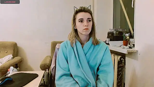 Snapshot of RosaJil chatting on 03.12.25 RosaJil online show from 03.12.25