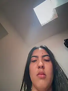 MarianaBenz online show from 03.20.26