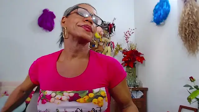 Snapshot of bardotbigcockts chatting on 11.12.25 bardotbigcockts online show from 11.12.25