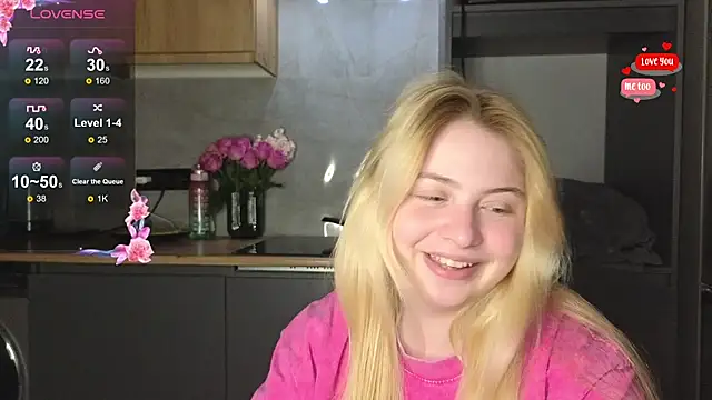 shy blondiee online show from 02.18.26