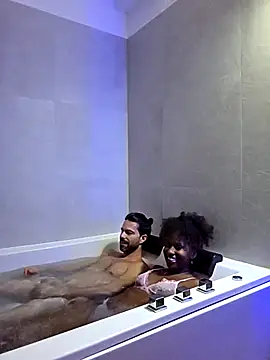 Snapshot of Jeniffer_Jarvis chatting on 09.17.25 Jeniffer Jarvis online show from 09.17.25