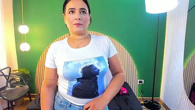 taylor bennet online show from 11.29.25