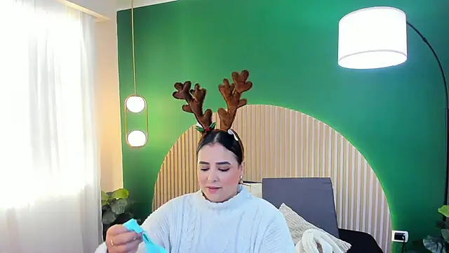 taylor bennet online show from 12.19.25