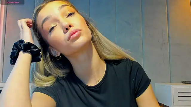 Sassy Teen online show from 09.09.25