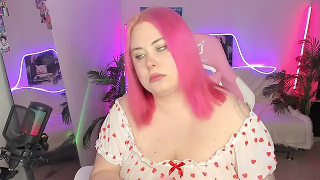 Snapshot of Akemi_BBW chatting on 03.22.25 Akemi BBW online show from 03.22.25