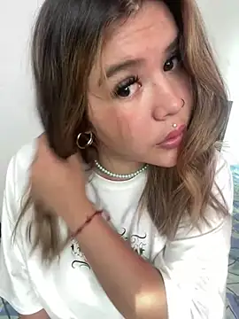 zoe adhara online show from 12.13.24