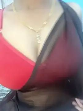 Snapshot of sexytelugu27 chatting on 10.21.25 sexytelugu27 online show from 10.21.25