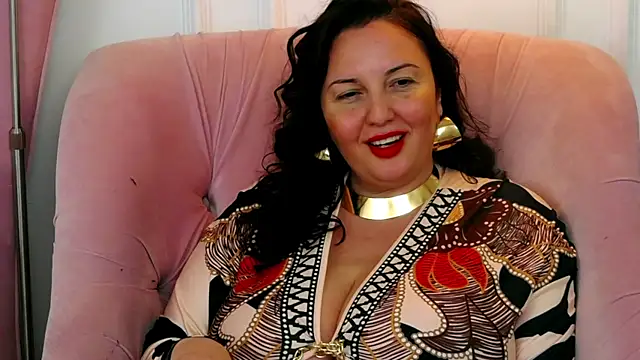 Snapshot of JudithCombs chatting on 01.28.25 JudithCombs online show from 01.28.25