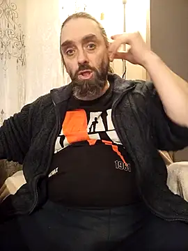 teekoine1 online show from 10.13.25