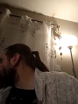 teekoine1 online show from 10.27.25