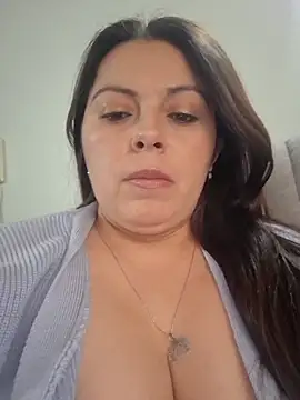 seherlatin online show from 04.17.26