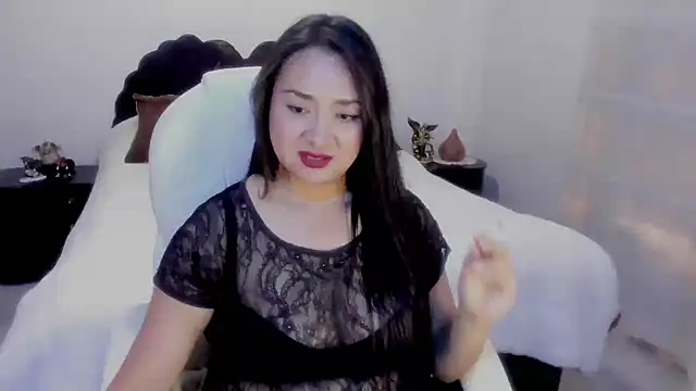 emilydolshe2 online show from 01.20.25