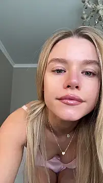 JessIsLove online show from 04.16.26