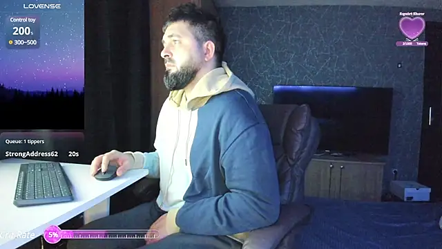 Snapshot of Eduu2322 chatting on 12.12.24 Eduu2322 online show from 12.12.24