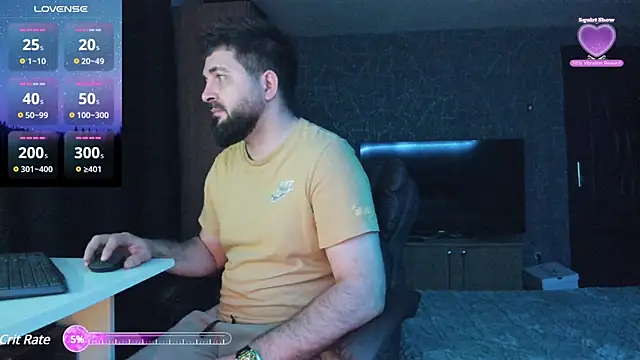 Snapshot of Eduu2322 chatting on 12.21.24 Eduu2322 online show from 12.21.24