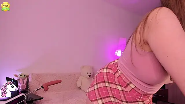 EvaUniporn online show from 04.28.26