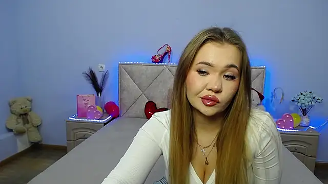 Snapshot of StacyYellig chatting on 01.29.25 StacyYellig online show from 01.29.25