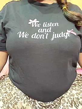 CUTE SOPHIA- online show from 09.24.25