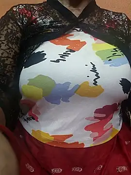 CUTE SOPHIA- online show from 05.27.26