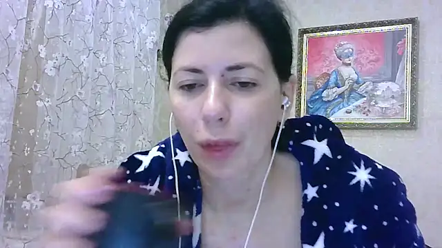 Snapshot of StunnigArt chatting on 03.18.25 StunnigArt online show from 03.18.25
