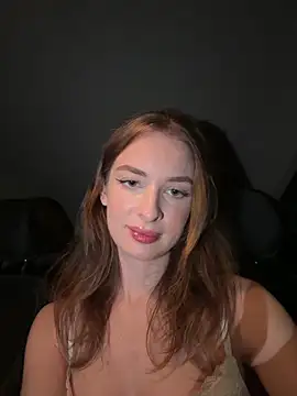 EvieEvans online show from 12.14.25