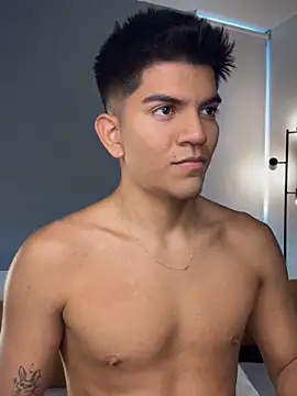 santiago 01 online show from 02.22.26