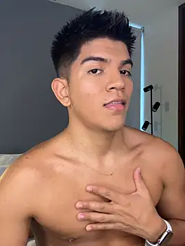 santiago 01 online show from 03.20.26