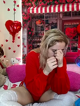 Snapshot of NaomiShimizu chatting on 02.15.26 NaomiShimizu online show from 02.15.26