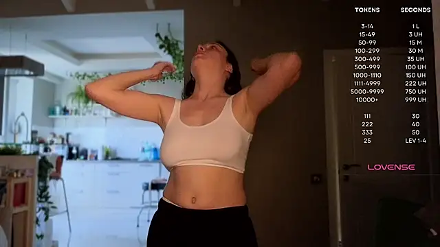 moon deity  online show from 09.09.25