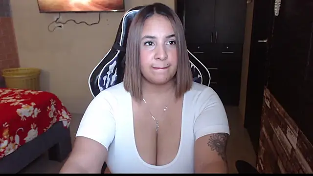 KathyHardcore69 online show from 04.18.26