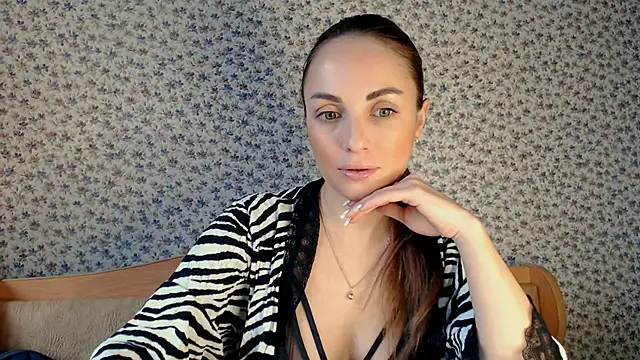 Snapshot of Tinadream20 chatting on 01.24.25 Tinadream20 online show from 01.24.25