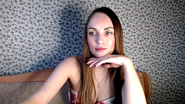 Snapshot of Tinadream20 chatting on 11.15.25 Tinadream20 online show from 11.15.25