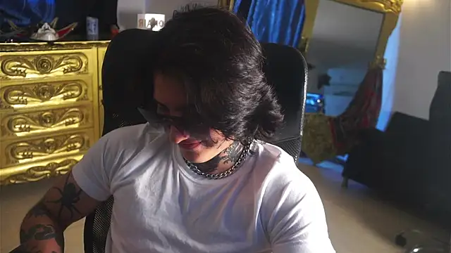 dantecoppolaa  online show from 02.02.25