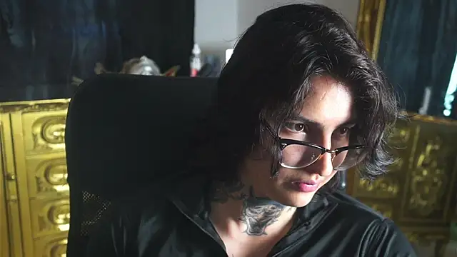 dantecoppolaa  online show from 02.12.25