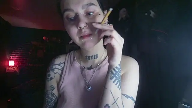 Snapshot of MoorderxDoll chatting on 02.16.25 MoorderxDoll online show from 02.16.25