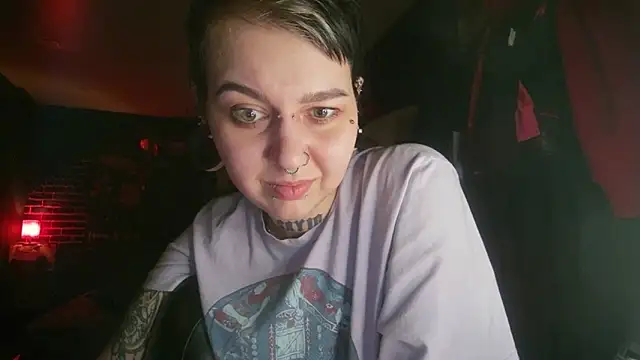 Snapshot of MoorderxDoll chatting on 03.02.25 MoorderxDoll online show from 03.02.25