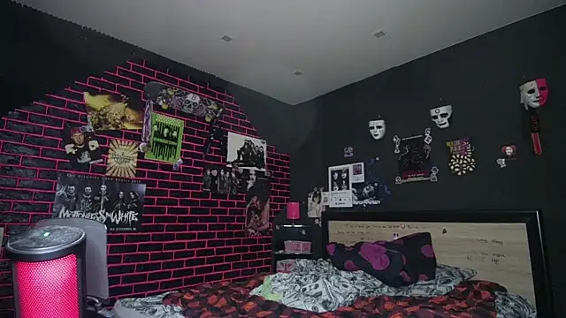 MoorderxDoll online show from 03.22.26