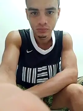 Snapshot of mailo_bronw chatting on 04.28.26 mailo bronw online show from 04.28.26