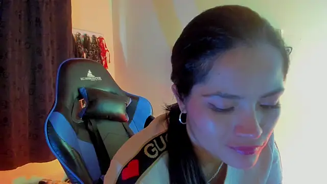 scarlet-kennedy98 online show from 10.30.25