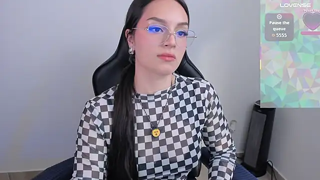 anaveleeez online show from 05.19.26