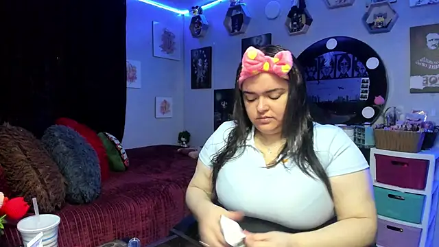 Luise Meyrink online show from 03.27.26