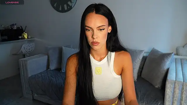Snapshot of Dilara054 chatting on 07.27.26 Dilara054 online show from 07.27.26