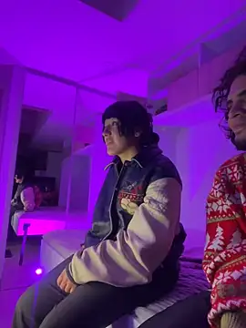 aangie  uwu online show from 02.10.25