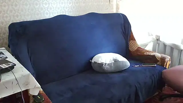 franceska blue online show from 04.11.26