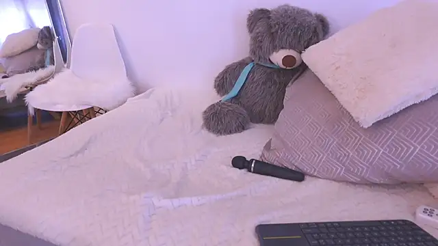 Anah s online show from 09.20.25