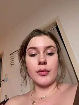 MaribelRiver online show from 02.09.25