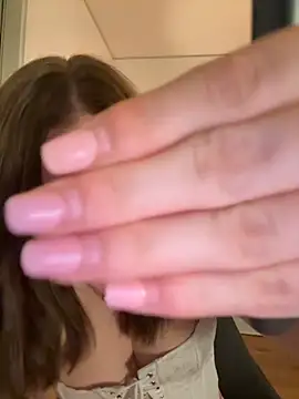 MaribelRiver online show from 10.25.25